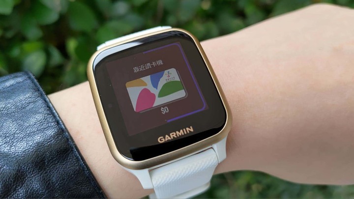 Garmin Venu Sq開箱，低預算小型智慧錶的好選擇