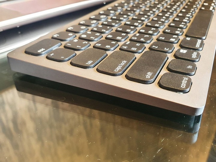 irocks k08r石墨灰開箱心得 安靜好打的鋁合金文書鍵盤