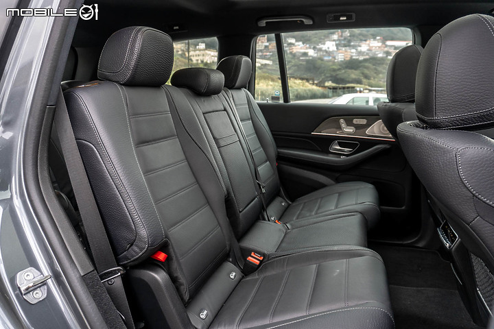 這才是市場要的七人大型豪華休旅車｜Mercedes Benz GLS 450 4Matic+ 試駕