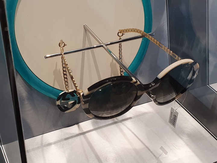 米蘭‧米藍眼鏡精品【東門店】，時尚空間與專業驗光的結合