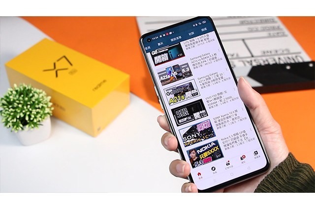 REALME X7 PRO 開箱！全台第一支 5G雙卡機，120Hz更新率、50W快充 一小時不到就滿電！