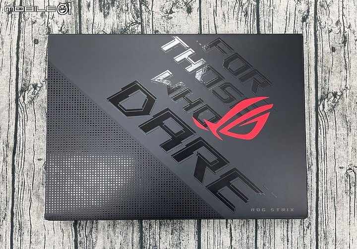 [開箱]ASUS ROG Strix Scar 15 G1533QS 簡單開箱及初步心得分享