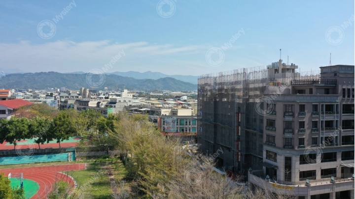 New 大里 *聚悅文匯* 學校樹海第一排 十二年免接送 少戶數單純學區宅 討論