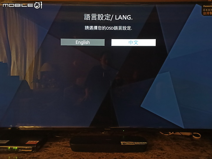 Panasonic TH-65HX750W之我也來開箱