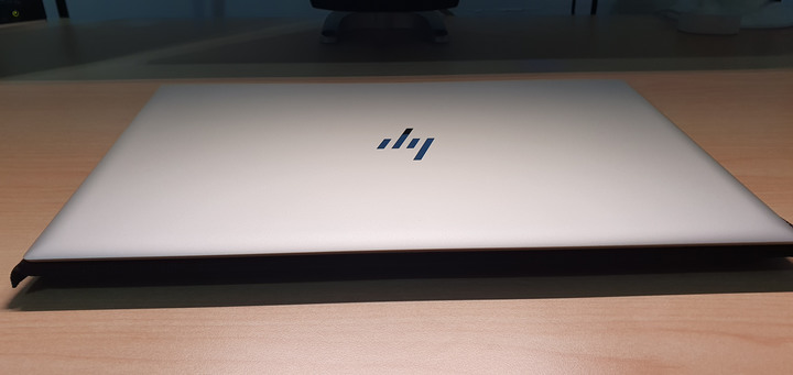 京東戰X 15.6 (HP Elitebook 855 G7) 簡易開箱及使用心得