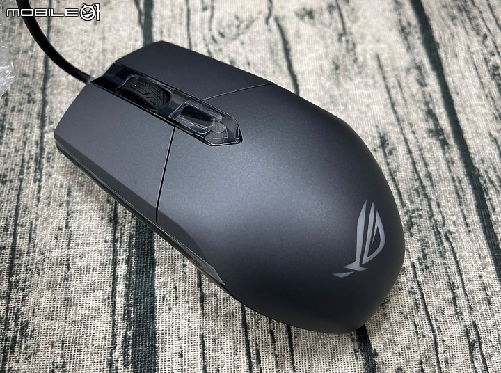 [開箱]ASUS ROG Strix Scar 15 G1533QS 簡單開箱及初步心得分享