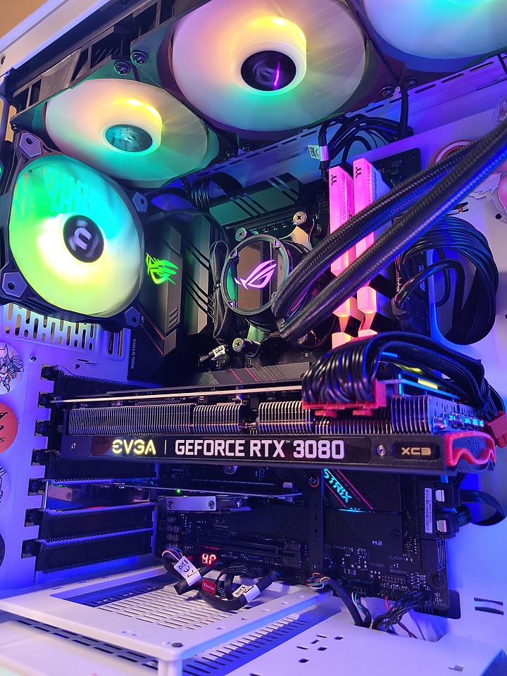 [開箱] ROG STRIX B550-E GAMING 能越級打怪的次旗艦主板