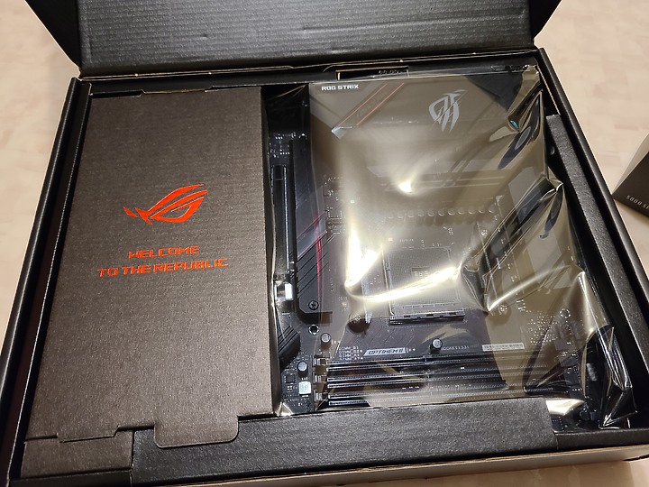 [開箱] ROG STRIX B550-E GAMING 能越級打怪的次旗艦主板