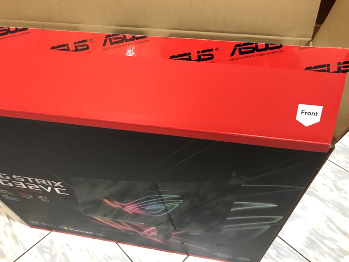 <不專業開箱>華碩ROG STRIX XG32VC