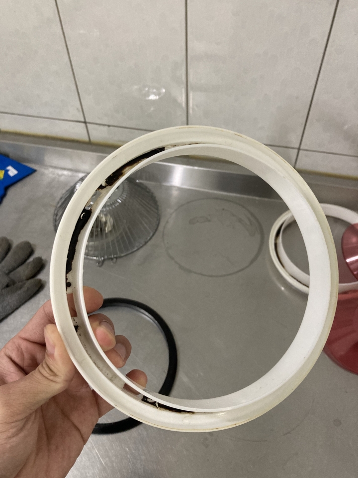 請問抽油煙機的排油圈可以去哪買？