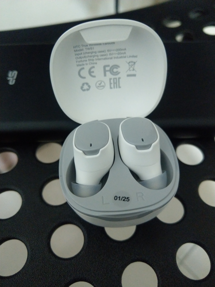 HTC馬卡龍耳機喇叭直徑