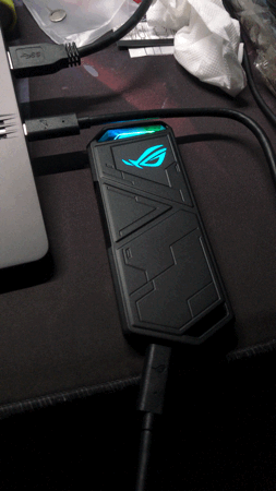 ROG Strix Arion M.2 NVME SSD 外接盒