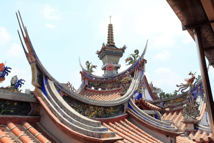 台中走春景點:拜月老、走步道、賞櫻花、大拍網美照