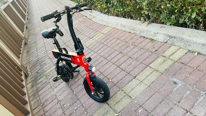 返家騎電動腳踏車懶人代步 CRV車廂車廂容量夠大放置14吋16吋登山車 BIRDYEDGE R3 PLUS電動腳踏車