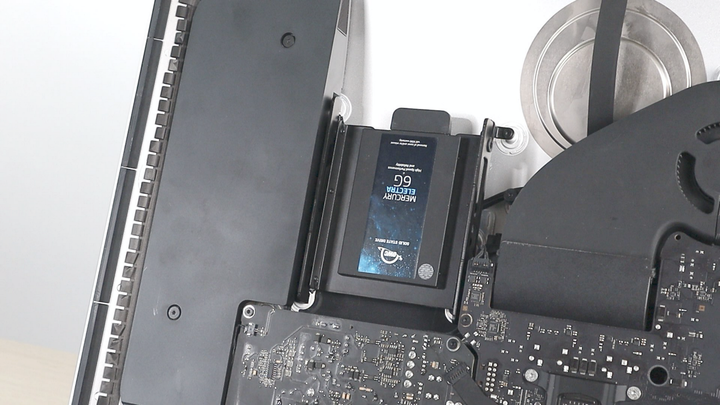 點我看大圖 拆 iMac 其實沒那麼難!除舊佈新,固態硬碟換新自己來。iMac 27 2012 改裝紀錄(二)