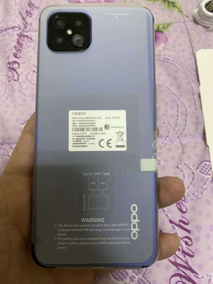 開箱老爸的OPPO Reno4 Z