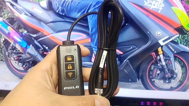 點我看大圖 飛樂 M98 主機防水行車紀錄器 開箱+ TMAX DIY拆裝分享 圖多慎入...
