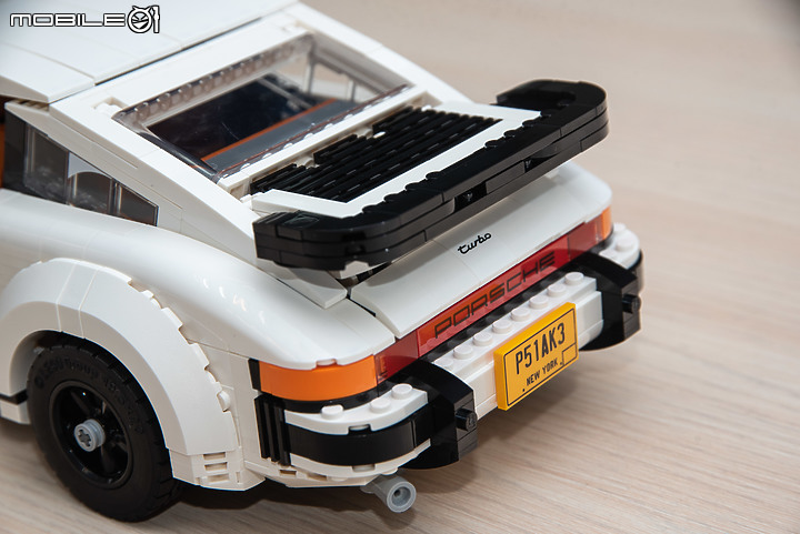 【搶先看】10295 樂高Lego Porsche 911 Turbo/Targa開箱,值得911迷收藏!