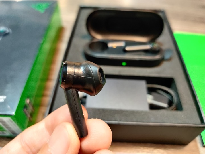 【皮卡丘x雷蛇雙開箱！】  Razer Hammerhead True Wireless 真無線耳機