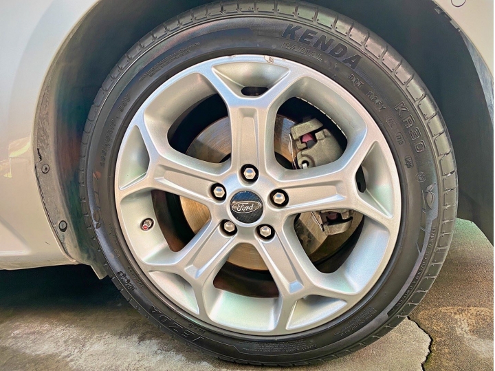 KENDA KR30下課，GOODYEAR F1A5上課