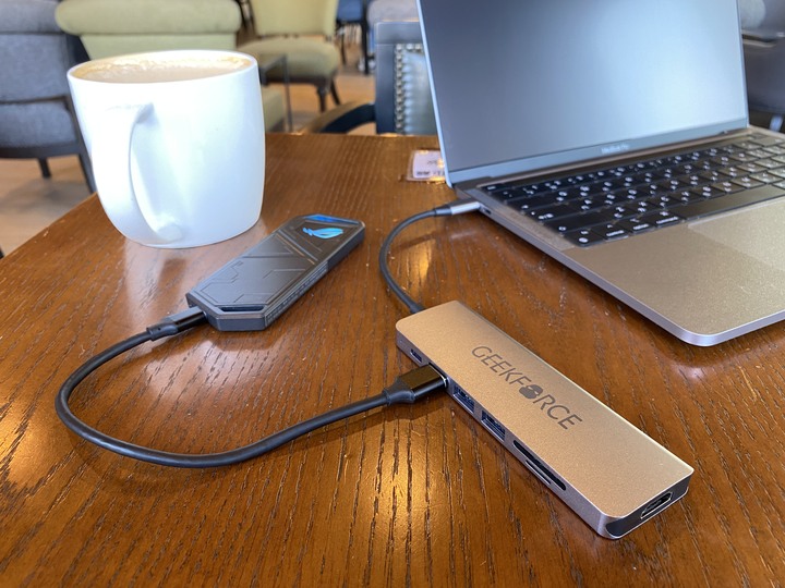 終於入手APPLE Macbook Pro M1及Geekforce Type-C多功能集線器