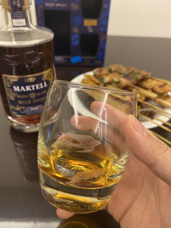[開箱] 馬爹利藍淬燕QUAVO限量版禮盒