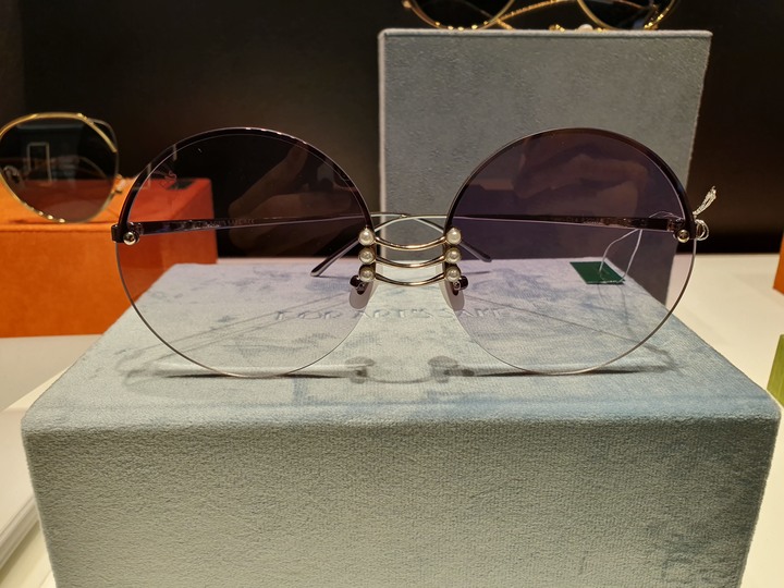 米蘭‧米藍眼鏡精品【東門店】，時尚空間與專業驗光的結合