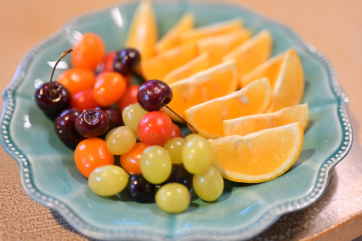 新埤鄉獅頭社區大葉欖仁綠色隧道，和來義鄉南和村連莊景觀餐廳。