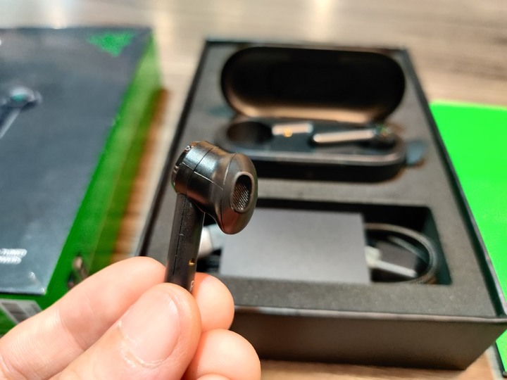 【皮卡丘x雷蛇雙開箱！】  Razer Hammerhead True Wireless 真無線耳機