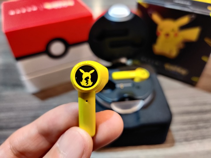 【皮卡丘x雷蛇雙開箱！】  Razer Hammerhead True Wireless 真無線耳機
