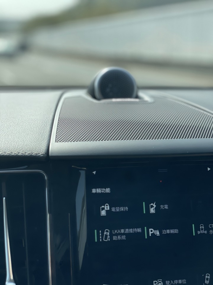 XC60 T8 Recharge Inscription PHEV 雙能電動體驗心得。