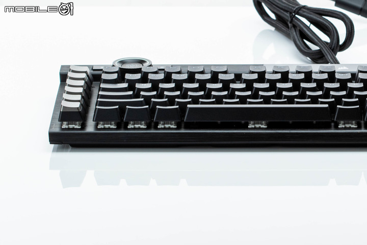 CORSAIR K100 RGB 光學機械鍵盤試用 無愧旗艦名號的全能電競選擇