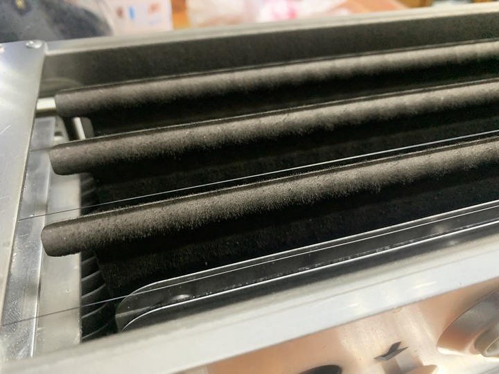 【開箱】博士韋爾Bosswell雙電離式抗敏除菌空氣清淨機