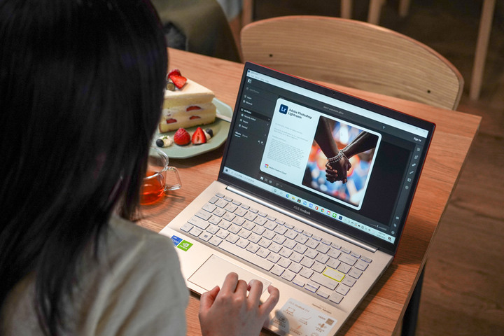 女生視角的ASUS Vivobook S433魔力紅開箱