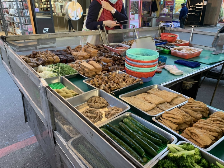 士林大溪滷味超級好吃😋