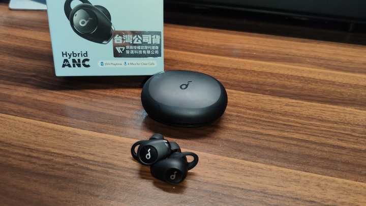 【小宅開箱】Anker Soundcore Life Dot 2 NC 輕鬆入手主動降噪真無線耳機
