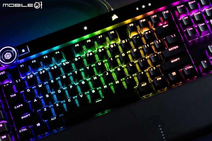 CORSAIR K100 RGB 光學機械鍵盤試用 無愧旗艦名號的全能電競選擇