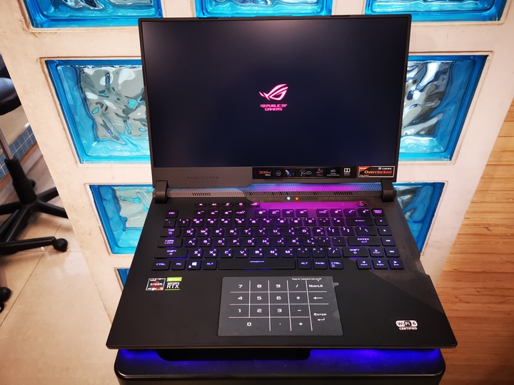 ROG Strix Scar 15 G533QS 簡易開箱