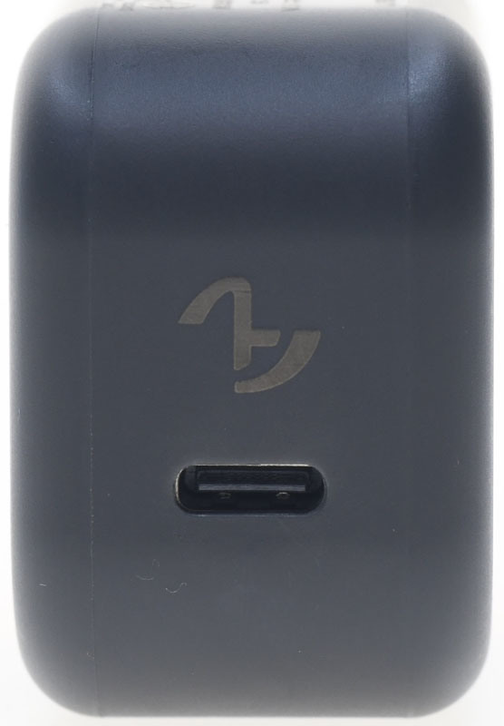 支援任天堂Switch TV模式輸出同時快充的ALLite Switch B1 20W