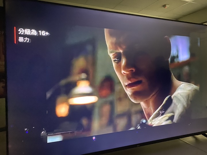 點我看大圖 初嘗AOC,第一發開箱~