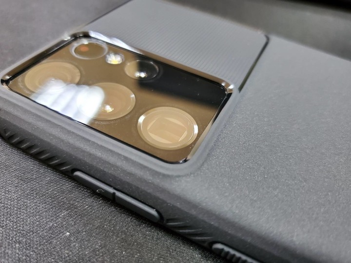 分享文 - 【Spigen】三星 Samsung Galaxy S21 Ultra Rugged Armor 軍規防摔保護殼