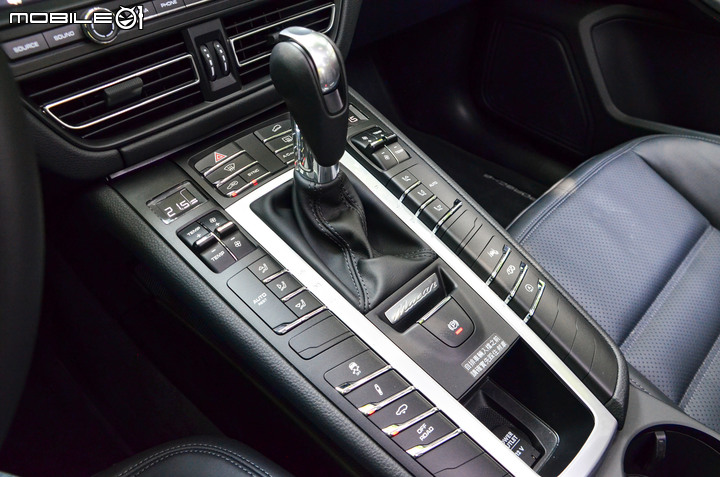 Porsche Macan GTS 試駕,一應俱全的跑車魂休旅!