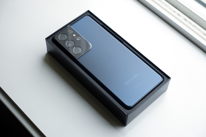 【開箱】S21 Ultra 海軍藍 限定色 開箱分享