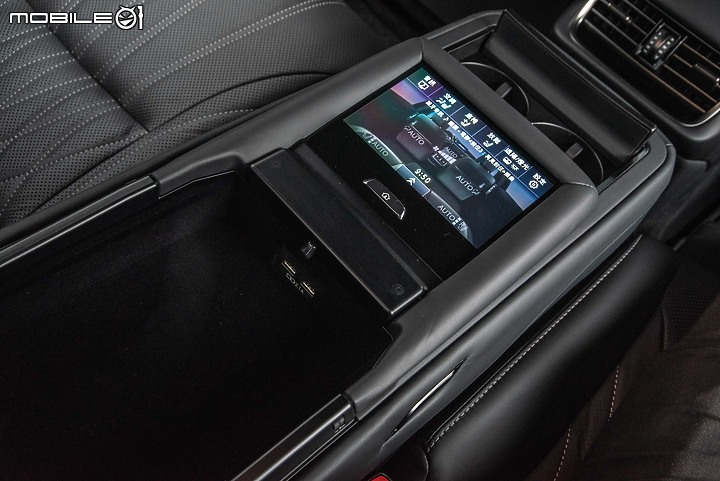 Lexus小改款LS500h旗艦版試駕|科技、工藝同步進化,日式奢華再次完整體現!