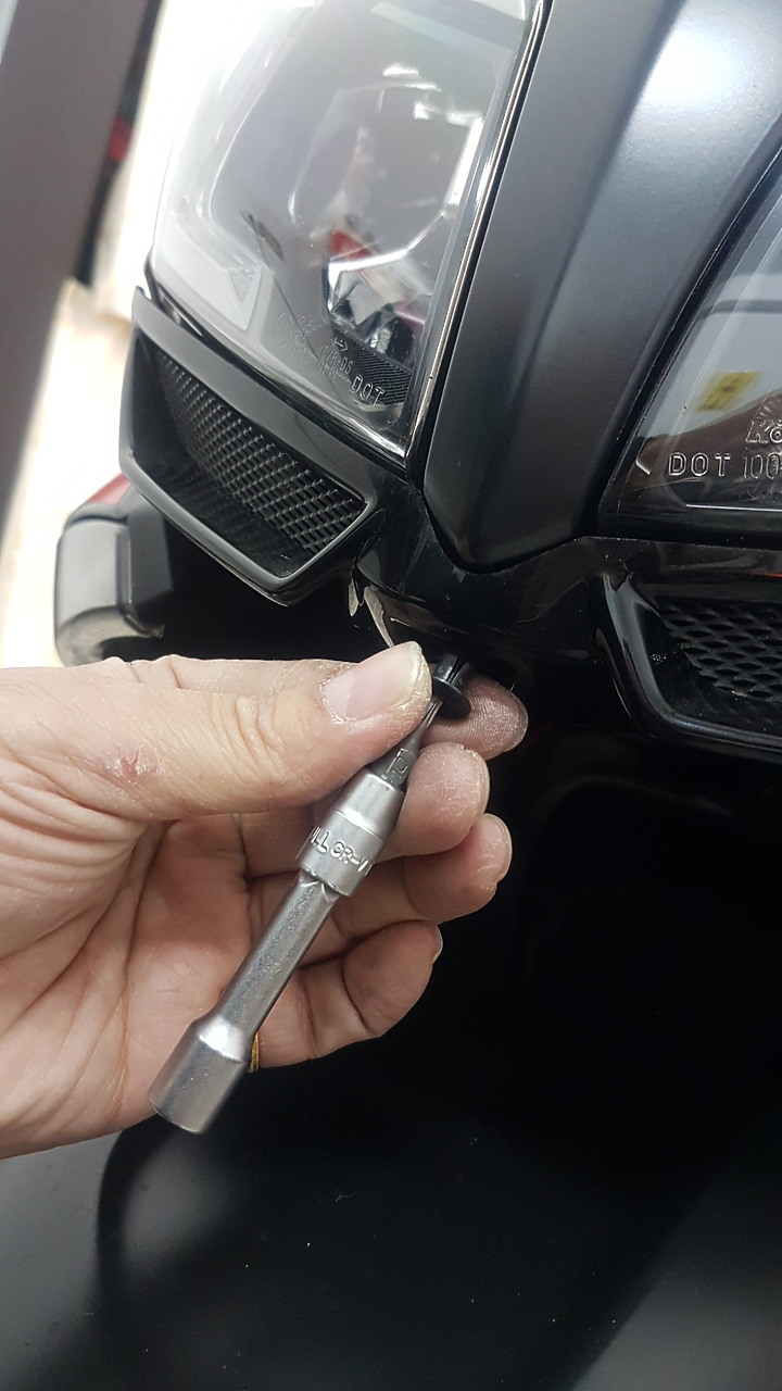 點我看大圖 飛樂 M98 主機防水行車紀錄器 開箱+ TMAX DIY拆裝分享 圖多慎入...