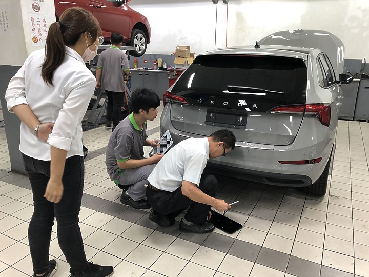 點我看大圖 【IX-初次保養與出險成就全獲得】一萬五千保養與車體出險