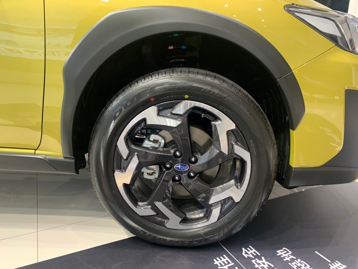 XV vs Focus Active賞車比較
