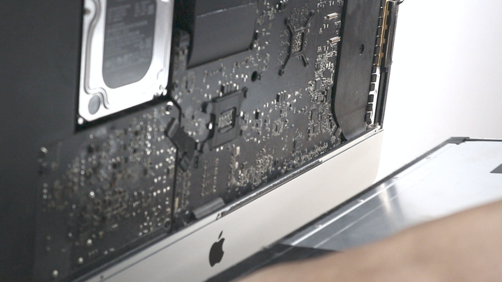 點我看大圖 拆 iMac 其實沒那麼難!除舊佈新,固態硬碟換新自己來。iMac 27 2012 改裝紀錄(二)