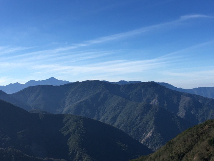 一輩子只「爬」一次的玉山前峰