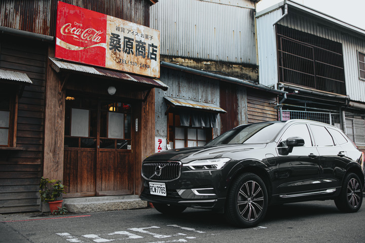 XC60 T8 Recharge Inscription PHEV 雙能電動體驗心得。